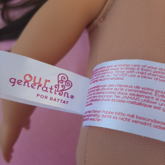 OUR GENERATION DOLL - Picture 5 of 8